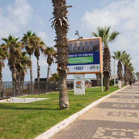 Apartments4You Leonardo 17 Bat Yam Buitenkant foto
