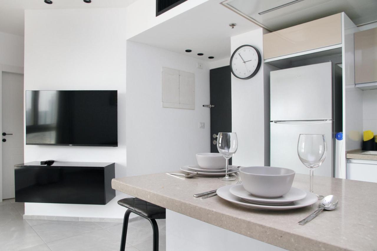 Apartments4You Leonardo 17 Bat Yam Buitenkant foto